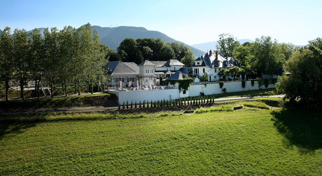 Hotel Les Saints Peres Montagnole Exteriér fotografie