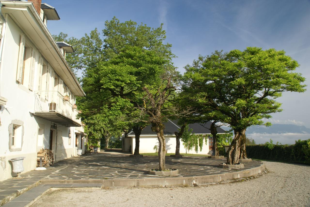 Hotel Les Saints Peres Montagnole Exteriér fotografie