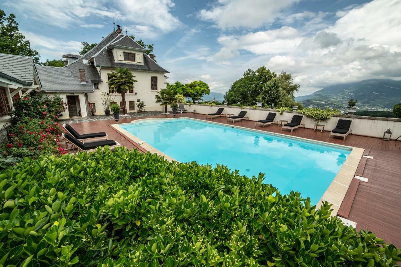 Hotel Les Saints Peres Montagnole Exteriér fotografie